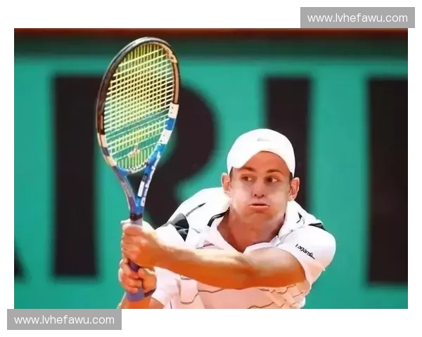 捕捉运动瞬间的艺术与技巧：体育摄影的创作与实践探索